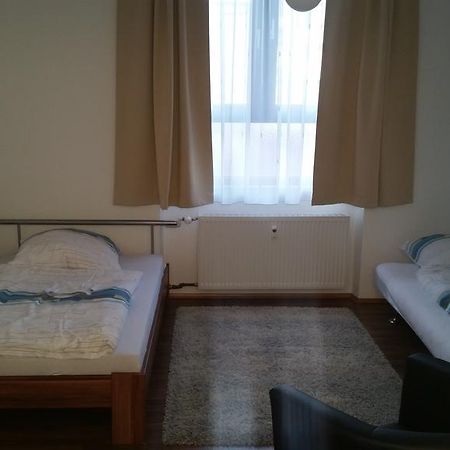 Ferienwohnung Fiwa Fewo-1 Und Fewo-2 Pirmasens Chambre photo