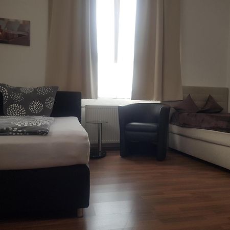 Ferienwohnung Fiwa Fewo-1 Und Fewo-2 Pirmasens Chambre photo