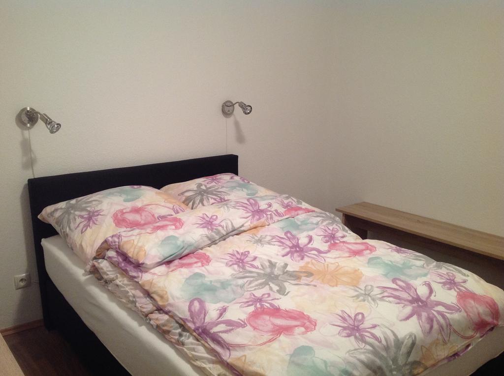 Ferienwohnung Fiwa Fewo-1 Und Fewo-2 Pirmasens Chambre photo